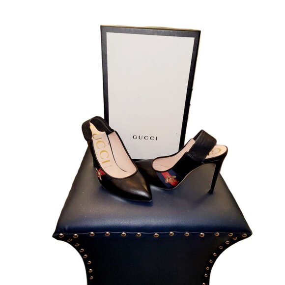 GUCCI Women's High Heel Slingback Black Shoe with GUCCI Bumblebee on shoe - Picture 1 of 4